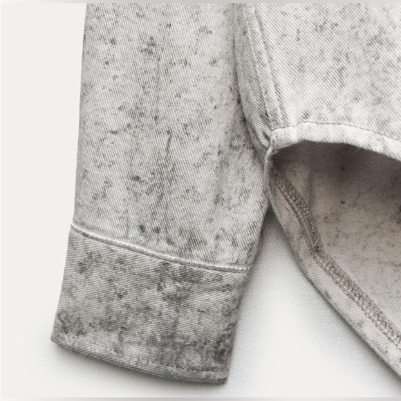 ZARA Women’s Oversized Washed Denim Shirt Size S ( Brand new no tag) - Picture 5 of 16